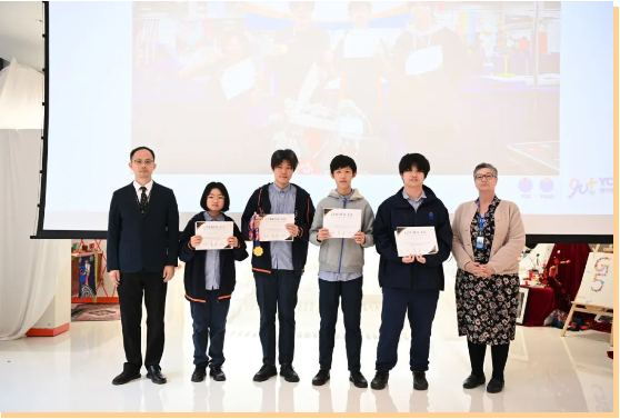 桐乡耀华VEX校队闪耀国际赛场，勇夺金奖！Our VEX Team Wins Gold at Intl Competition(图2)