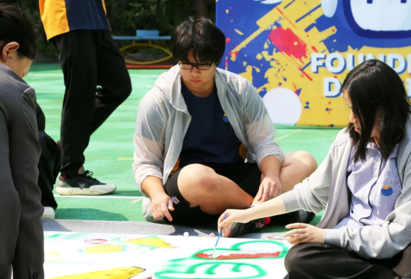 上海耀华古北校区奖学金颁发:一份荣誉,见证学子成长高光(图19)